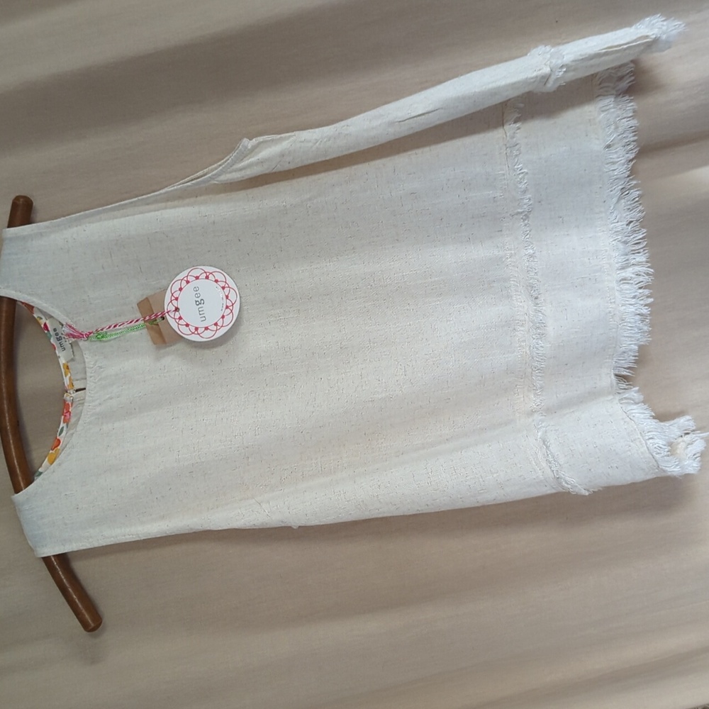 NWT Umgee Linen Blend Fray Hem Sleeveless Top - Picture 2 of 10